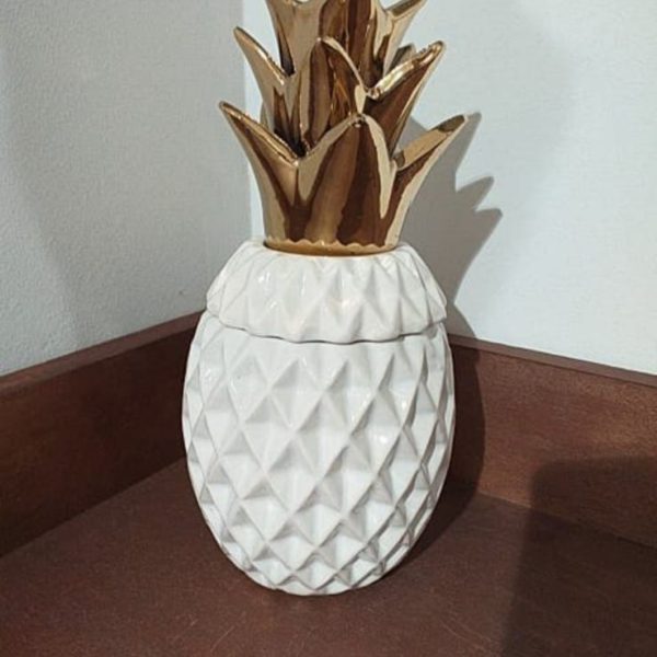 Piña cerámica